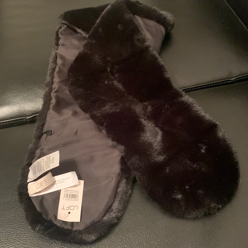 Faux-Fur Pull-Through Scarf Stole Wrap NEW With Tags